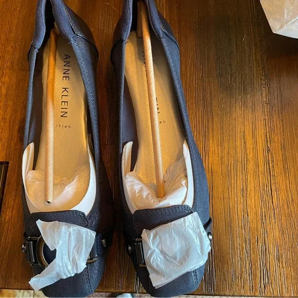 Anne Klein Navy Blue Flats with Silver Accent - Picture 3 of 9